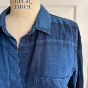 Anthropologie Cloth & Stone Flannel Plaid Button Down Shirt Size M Soft Cotton